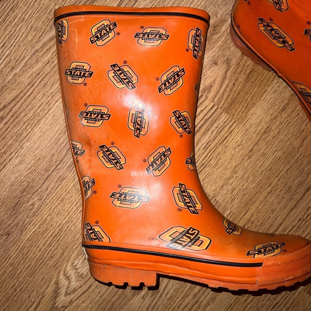 Oklahoma State Rainboots - Picture 2 of 5